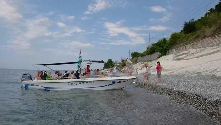 Морская прогулка Гагра