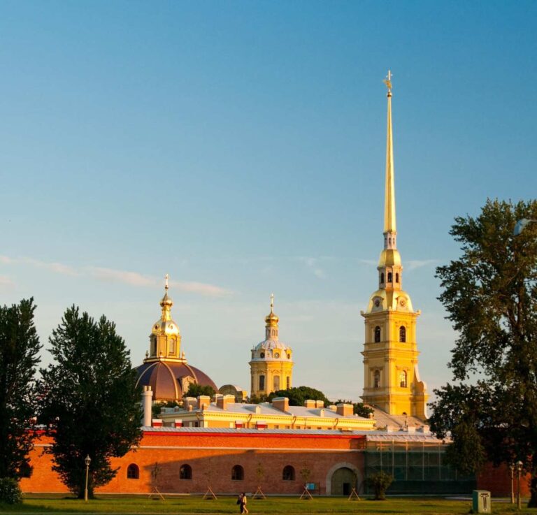 Экскурсия по Петербургу с дневной Петропавловской крепостью
