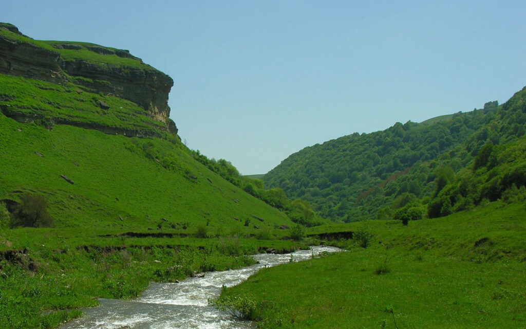 Джилы-Су на джипе: плато Шаджатмаз и водопады