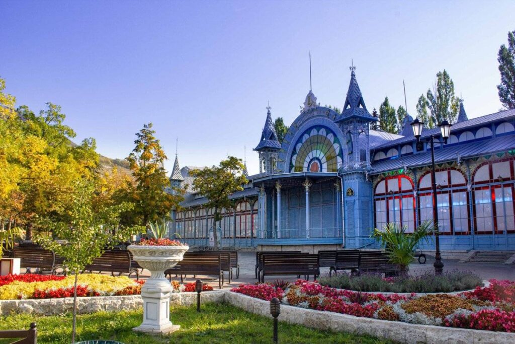 4 города КМВ: Пятигорск, Железноводск, Ессентуки, Кисловодск