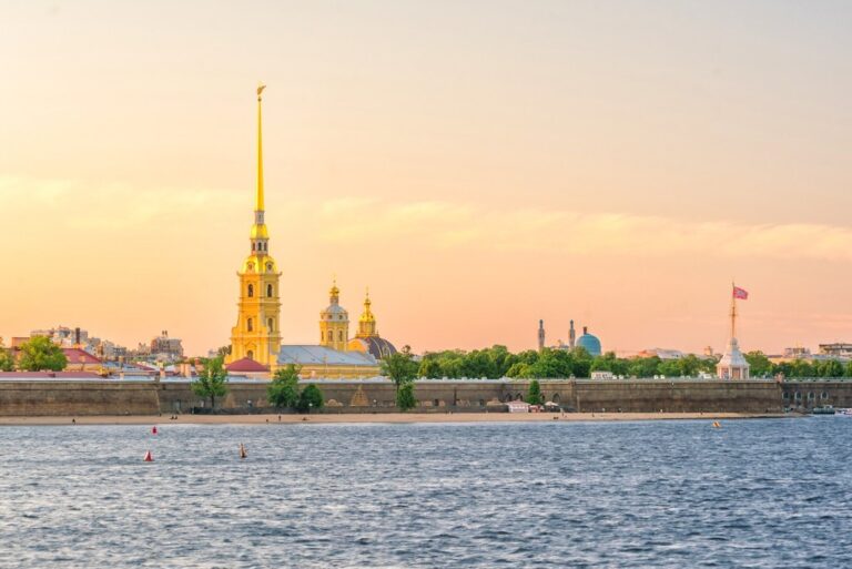 Теплоходная экскурсия «Балтийский круиз», экскурсия в Санкт-Петербурге