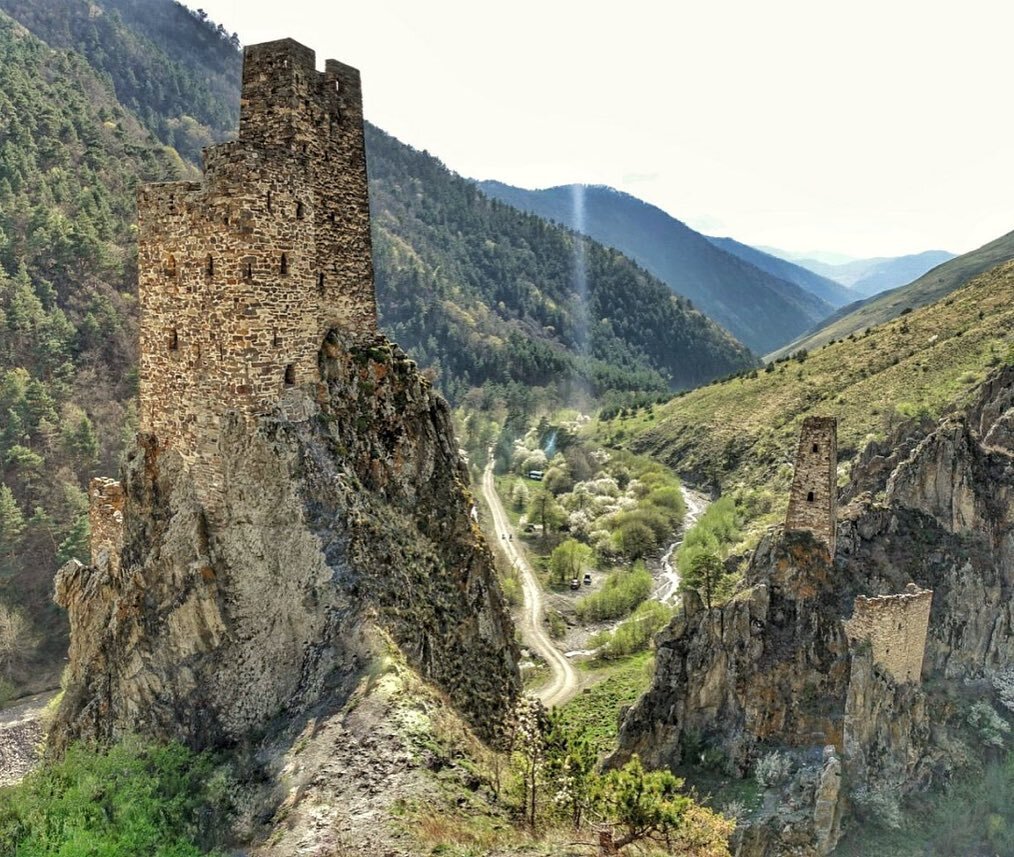 Горная Ингушетия: башенные комплексы, Армхи и Магас
